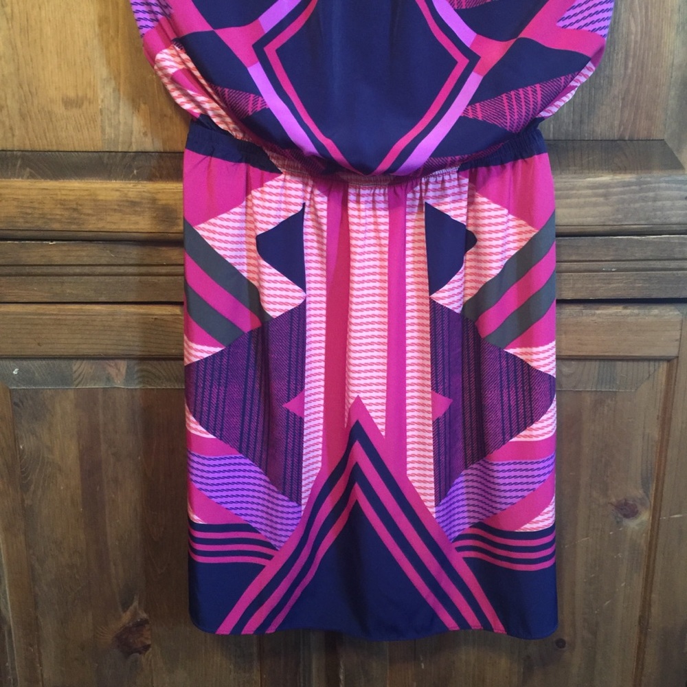 Express🔹Geometric Pattern🔹Tube Dress - Picture 7 of 10